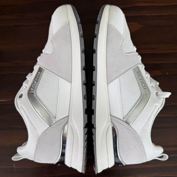 Size 10 - Skechers Women's Runway Posh Gal Super Lightweight Retro Sneaker - Picture 6 of 12